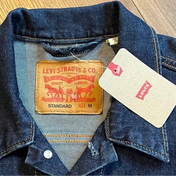Levi’s Standard Trucker Denim Blue Jean Jacket Stretch Men’s Size Medium NWT - Picture 4 of 8